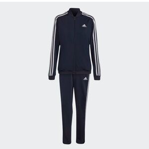 Brand New Adidas men classic striped and navy blue tracksuit (top+bottom) size M